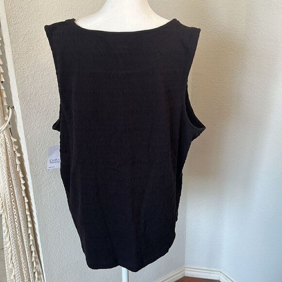croft & barrow Women's Sleeveless Plus Size Top - Black - Size 2X - Picture 2 of 6